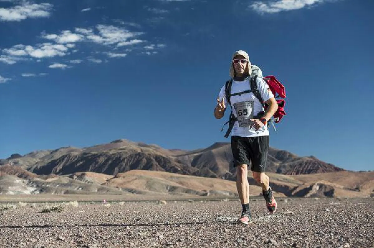 Chris Ley beim Selbstexperiment 250km Atacama Crossing
