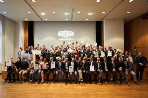 Bild: paprfloor: Der innovative Publikumsliebling beim Materialpreis 2018