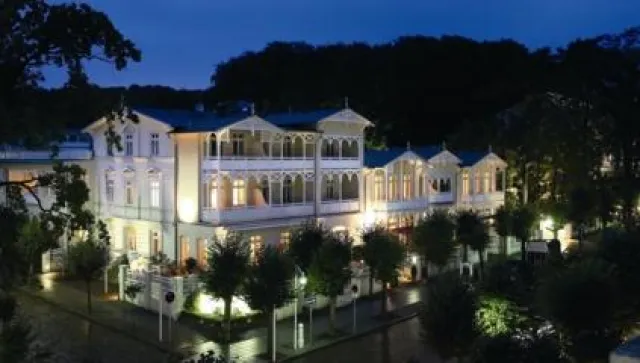 Bild: Im Wellnessbereich des Romantik ROEWERS Privathotel entspannen und dem wechselhaften Frühlingswetter trotzen