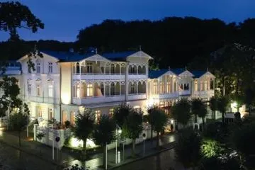 Bild: Im Wellnessbereich des Romantik ROEWERS Privathotel entspannen und dem wechselhaften Frühlingswetter trotzen