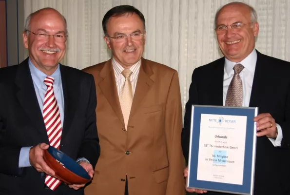 Bild: MitteHessen e.V. gewinnt BBT Thermotechnik GmbH (Buderus) als 50. Mitglied