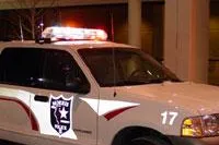 Total bekloppt: 12 jähriger klaut seine eigenen Weihnachtsgeschenke - Seine Mutter ruft die Polizei Bild: Total bekloppt: 12 jähriger klaut seine eigenen Weihnachtsgeschenke - Seine Mutter ruft die Polizei