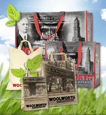 Bild: Der Umwelt zuliebe: Woolworth stellt auf nachhaltige Tragetaschen um