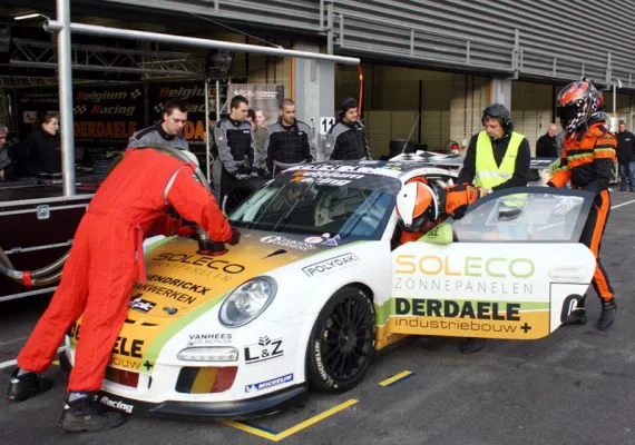 Bild: Platz 2 für Dylan und Patric Derdaele in Spa Francorchamps