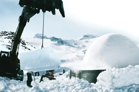 Bild: Volvo XC ICE CAMP – eine bautechnische Herausforderung