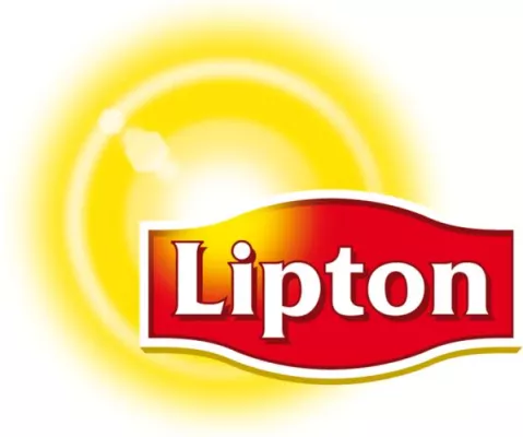 Bild: ad publica trinkt LIPTON Tee