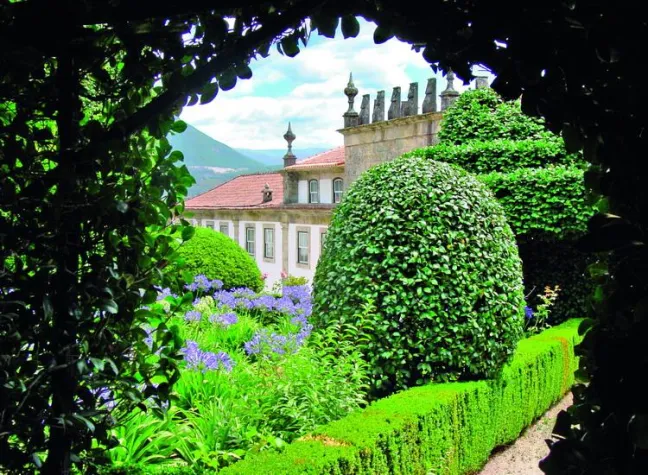 Bild: In den Zaubergärten Nordportugals