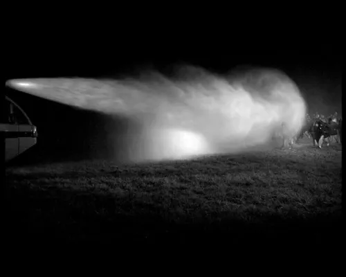 Bild: Die härteste Jacke der Welt - marke23 inszeniert die neue St. Pauli-Öljacke