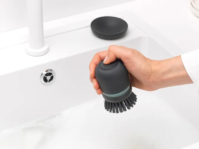 Bild: Sink Side Kollektion 2020: Brabantia präsentiert neue Helfer für einen entspannten Abwasch