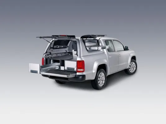 Bild: bott vario hält Ordnung auf dem Amarok