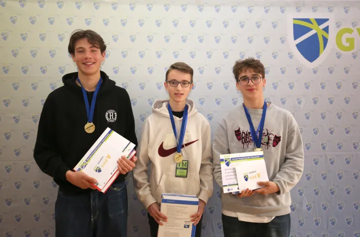 Gold für Lörracher Team bei der bundesweiten Physikmeisterschaft Bild: Gold für Lörracher Team bei der bundesweiten Physikmeisterschaft