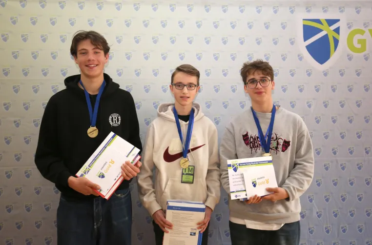 Bild: Gold für Lörracher Team bei der bundesweiten  Physikmeisterschaft