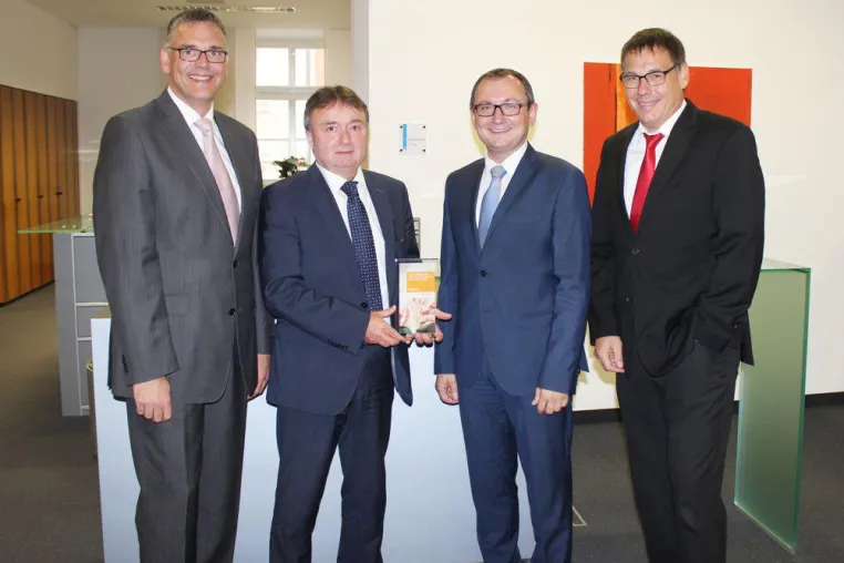 Bild: Volksbank Straubing unterstützt heimische Wirtschaft herausragend