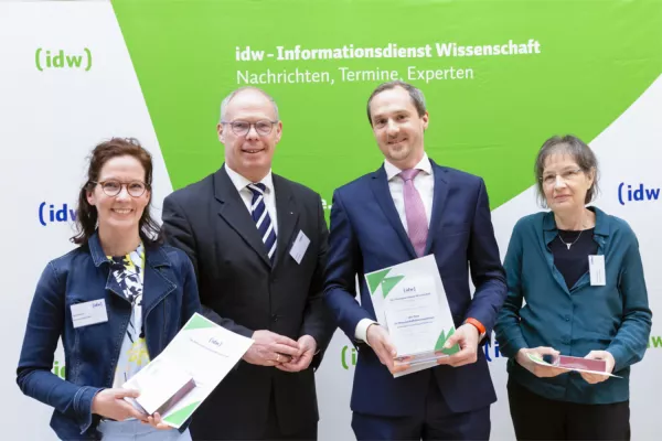 Bild: Vom Beton bis zur Berührung: idw-Preis zeichnet Wissenschafts-Pressemitteilungen 2024 aus 