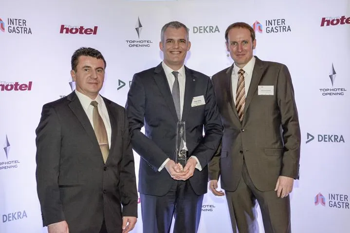 Sieger beim „Top hotel Opening Award“ in der Kategorie First Class/Business Bild: Sieger beim „Top hotel Opening Award“ in der Kategorie First Class/Business