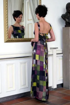 Bild: Festlicher Auftakt für rauschende Nächte: Die neue Abendkollektion von La Rose Noire Couture