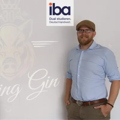 Bild: Theorie meets Praxis | Unsere Studierenden der iba in Darmstadt lernen ‚Unternehmensgründung‘ von Irving Gin