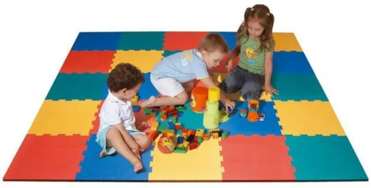 Bild: Paviplay modularer Spielboden für Kinder in Deutschland exklusiv bei Wohntec GmbH