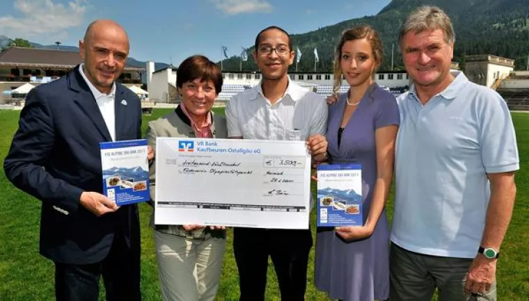 Bild: 3500 Euro für den Nachwuchs