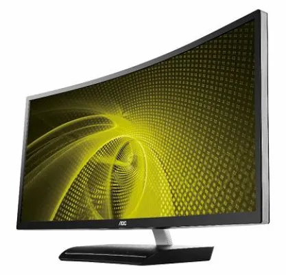 Bild: Mit dem AOC Curved-Monitor tauchen Gamer noch tiefer ins Spielgeschehen ein