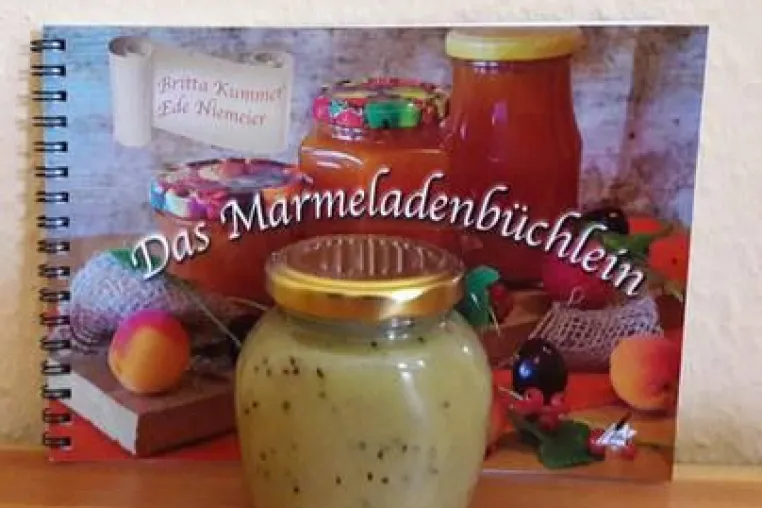 Buch mit praktischer Spiralbindung Bild: Buch mit praktischer Spiralbindung