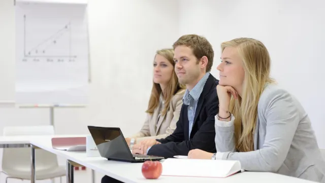 Bild: Online-Infotage der Leuphana Professional School am 17. und 18. Juni 2026