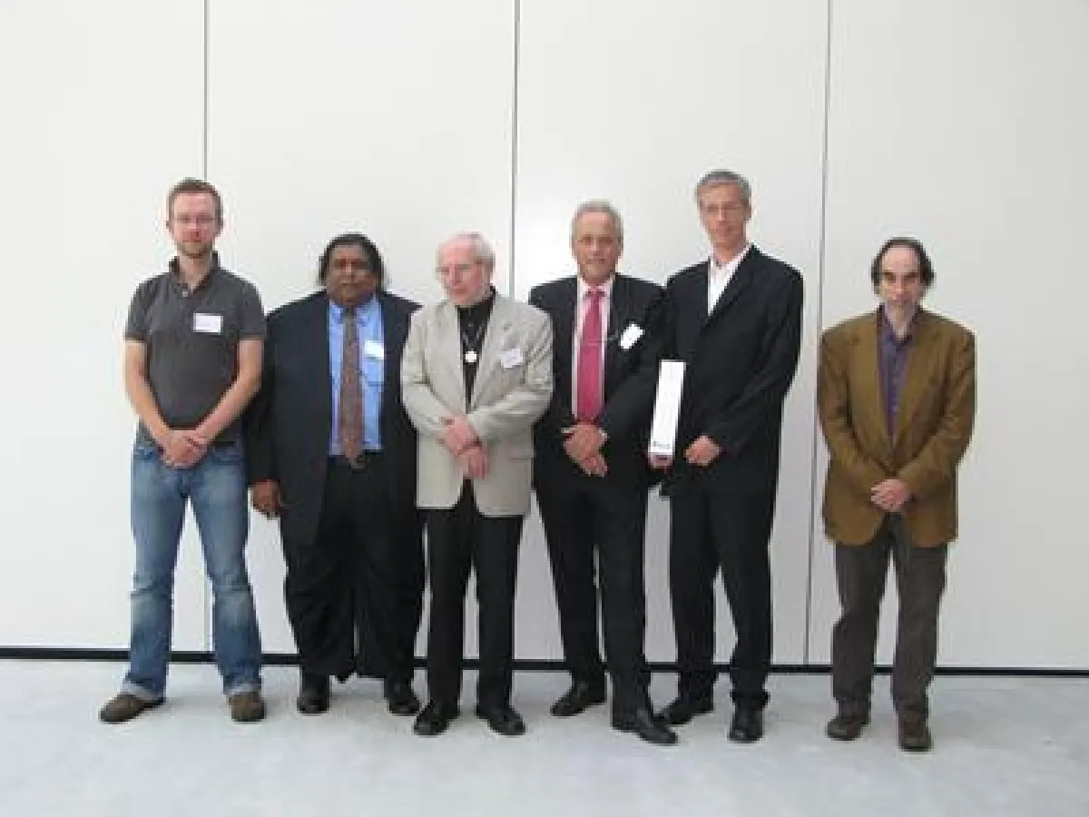 Die Hauptreferenten der TRIPLE-I in Graz: Tom Heath, TALIS, Großbritannien; Dickson Lukose, MIMOS, Malaysien; Hermann Maurer, TU Graz, Peter Kemper, SHELL, Holland; Klaus Tochtermann, Know-Center, Gra