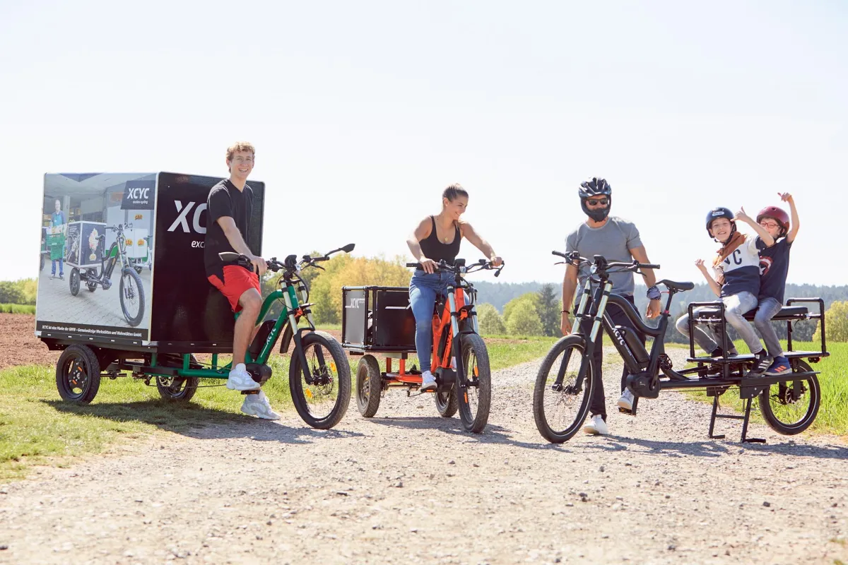 Verschiedene Varianten des Lastenbikes XCYC Pickup Life