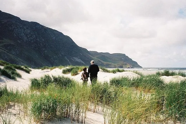 Bild: Irland Reise: Donegal entspannt erleben – Irish Folk und rauhe Landschaft