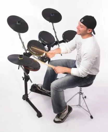 Bild: Don’t just play games - Play DRUMS - Echtes Drummer-Feeling mit dem DRUM ROCKER von ION Audio