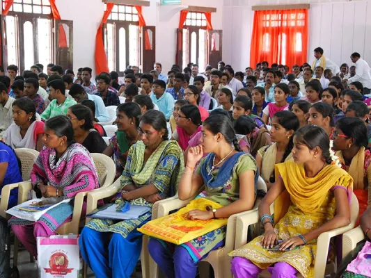 Bild: Vicente Ferrer Stiftung sagt der Chancenungleichheit im indischen Bildungssystem den Kampf an