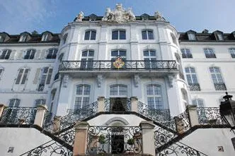 DER VARTA-FÜHRER - Hotel der Woche: Schloss Engers in Neuwied Bild: DER VARTA-FÜHRER - Hotel der Woche: Schloss Engers in Neuwied