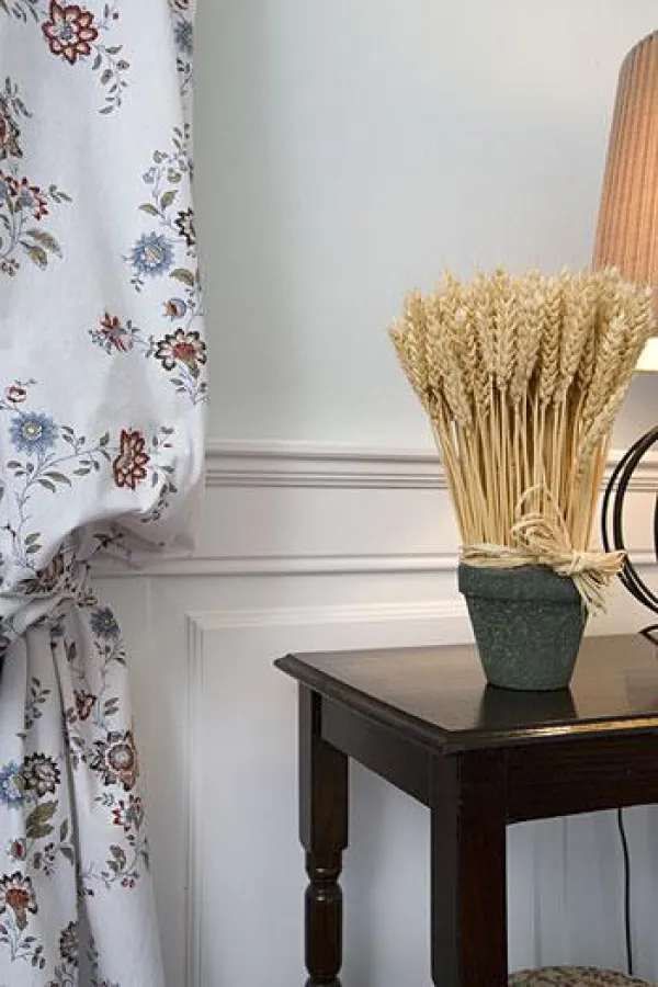 Esklusive Wandvertäfelungen sorgen für feines Wohnambiente