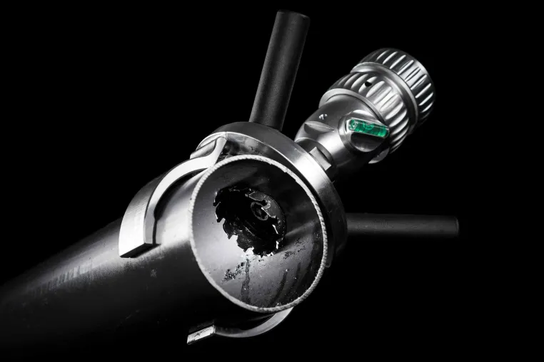 Bild: Norwegische Rohrbohrmaschine für den Sprinklerbau: weniger Kraftaufwand, mehr Zeitersparnis