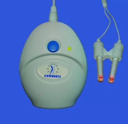 Bild: Infrarot-Lichttherapiegerät RhinoFit von DAVITA® - Beschwerdefreier mit Heuschnupfen u.a. Allergien leben