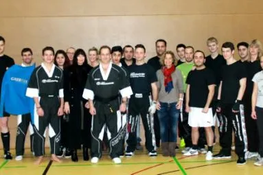 Bild: TSV Dorfen mit neuer Sektion - Die Kickboxschule Werner Hirz stellt sich vor