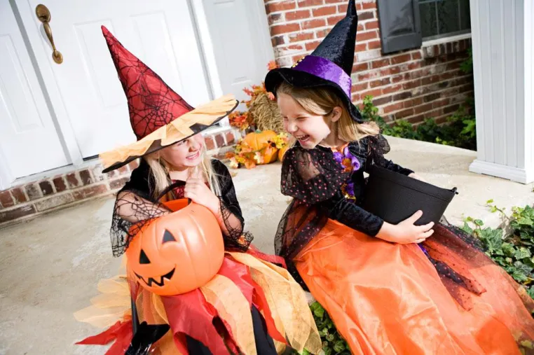 Bild: Halloween: Wie viel darf man den Nachbarn zumuten?