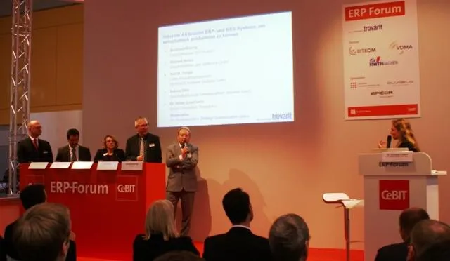 Bild: Industrie 4.0 geht nicht ohne MES - Podiumsdiskussion brachte es auf den Punkt