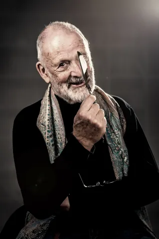 Bild: Neues Lyrikformat DREISATZROMAN von François Loeb