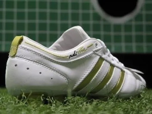 Bild: Kicken bis zum Umfallen - In den Pfingst-Ferien findet das fünf-tägige RASENKULT-Camp für Kids statt