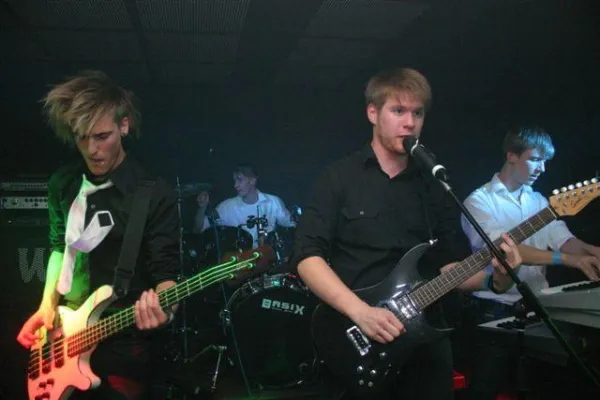 Bild: Blut und Schweiß beim 2. Vorentscheid des Heckengäu Band Contest