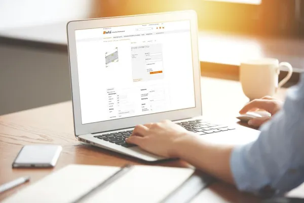 Bild: Fachhändler-Webshop für individuelle Sonnen- und Insektenschutzsysteme