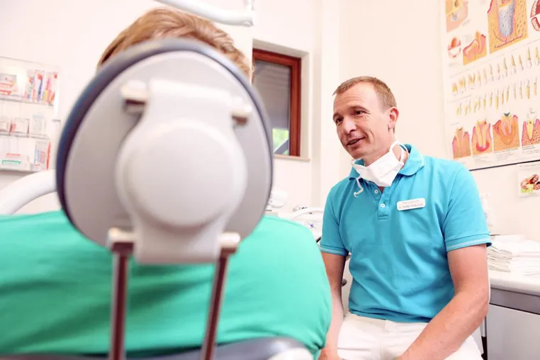 Der richtige Umgang mit Angstpatienten beim Zahnarzt Bild: Der richtige Umgang mit Angstpatienten beim Zahnarzt