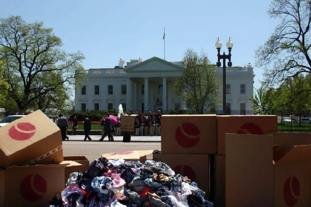 Modelabel Björn Borg liefert alte Unterwäsche am Weißen Haus ab – George W. Bush wurde auf bjornborg.com/peace als Empfänger bestimmt