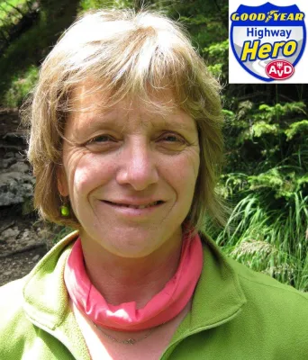 Bild: Verwirrter Mann vor Erfrieren gerettet – Felizitas Ahler-Meuresch ist Highway Hero des Monats Oktober