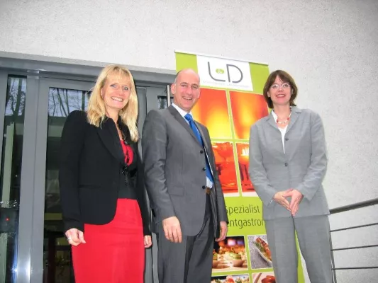 Bild: Aus „Lohmeier & Deimel“ wird L & D - Wirtschaftsförderin begrüßte Cateringunternehmen am neuen Firmensitz Bonn