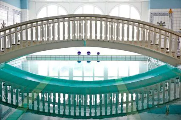 Bild: Am Valentinstag die lange Nacht der Wellness im Badhotel Sternhagen genießen