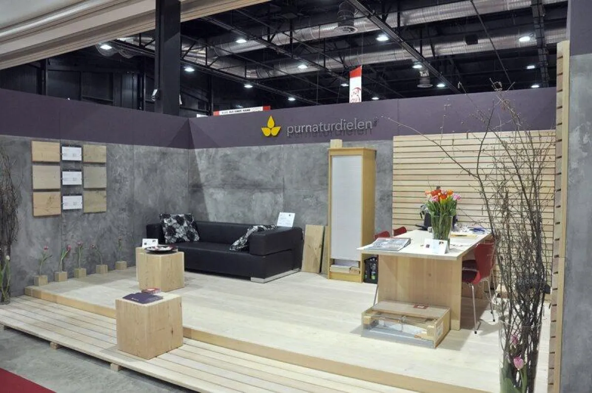 Der Messestand im purnaturdielen Design
