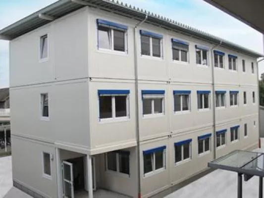 Klinikum Straubing: Ausweichquartier bei der Sanierung wird mit Modulen von Heinkel realisiert Bild: Klinikum Straubing: Ausweichquartier bei der Sanierung wird mit Modulen von Heinkel realisiert