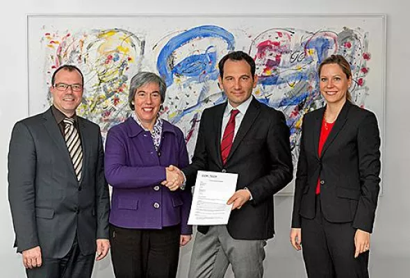 Bild: Strategische Partnerschaft: b.i.g. TxTech unterzeichnet exklusive Vertriebsvereinbarung mit COM-TECH Italia